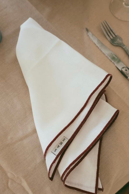 Line Napkin - White/Red Piping